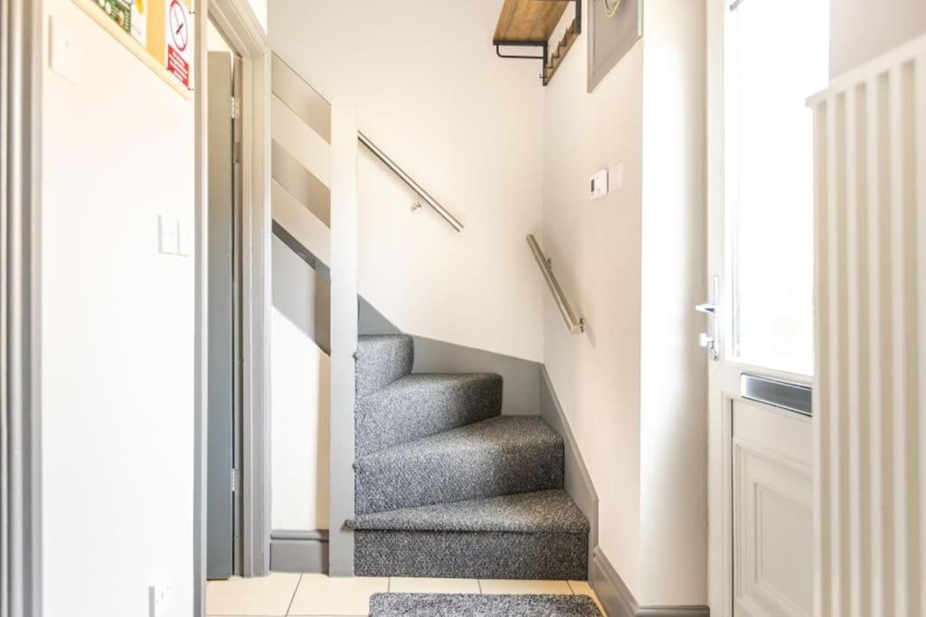 Rugby Coach House, Central Location, 5 Star Rating 外观 照片